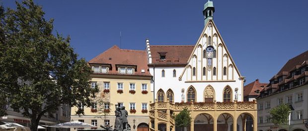 O banda de imigranti a atacat 12 persoane in orasul Amberg din Germania