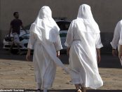 Biserica Catolică a lansat o anchetă după ce două călugărițe misionare au rămas însărcinate în timp ce lucrau în Africa