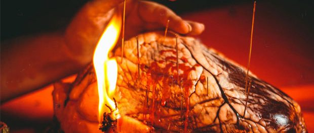 Un tânăr și-a ucis iubita și i-a mâncat inima pentru a deveni bogat