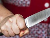 O femeie a tăiat penisul bărbatului care a încercat să o violeze