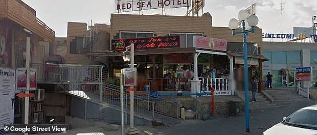 Nouă adolescenți sunt arestați pentru violarea unei fete de 16 ani