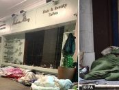 „Românii” fără adăpost dorm pe saltele improvizate și cutii de carton